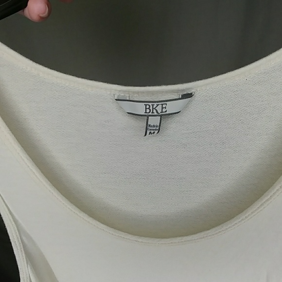 BKE Off White Sleeveless Tank Top Shirt Size M - Picture 3 of 3